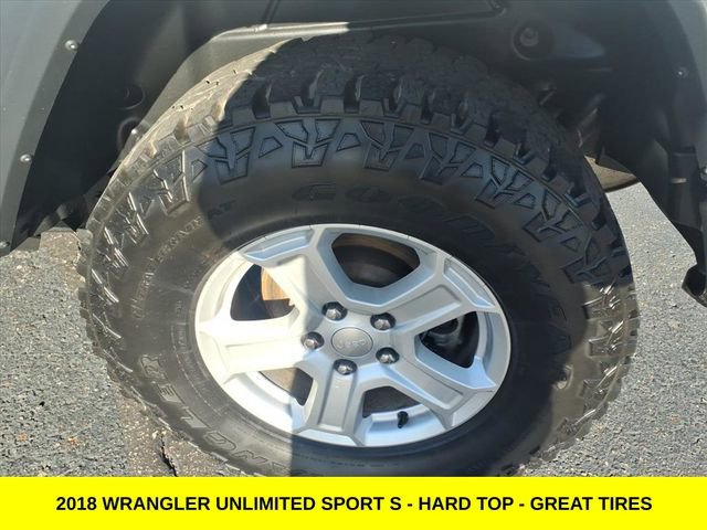 Used 2018 Jeep Wrangler Unlimited Sport S image 9