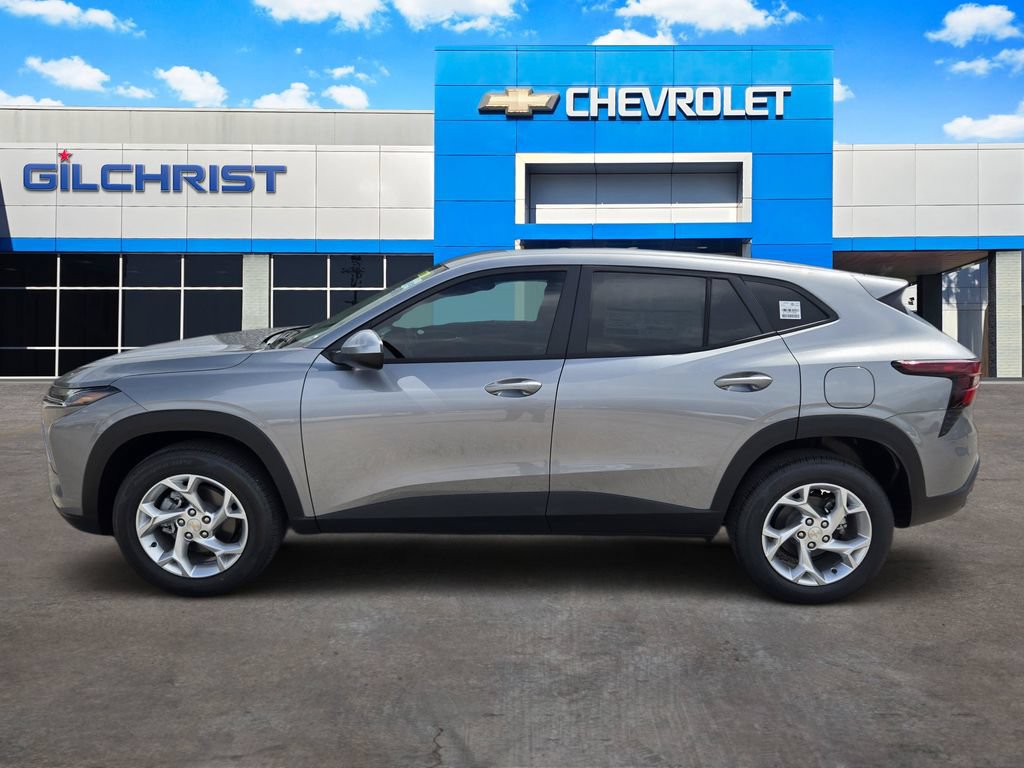 New 2026 Chevrolet Trax LS w/ LS Convenience Package FWD image 5