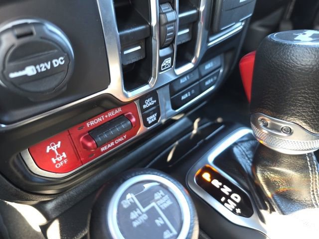 Used 2025 Jeep Wrangler Unlimited Rubicon 4xe w/ Safety Group image 34