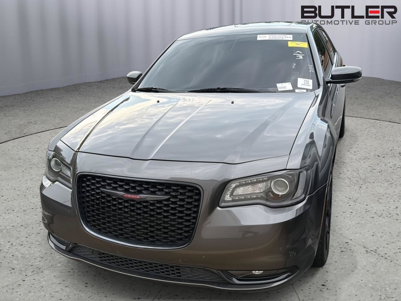 Used 2022 Chrysler 300 S RWD image 3