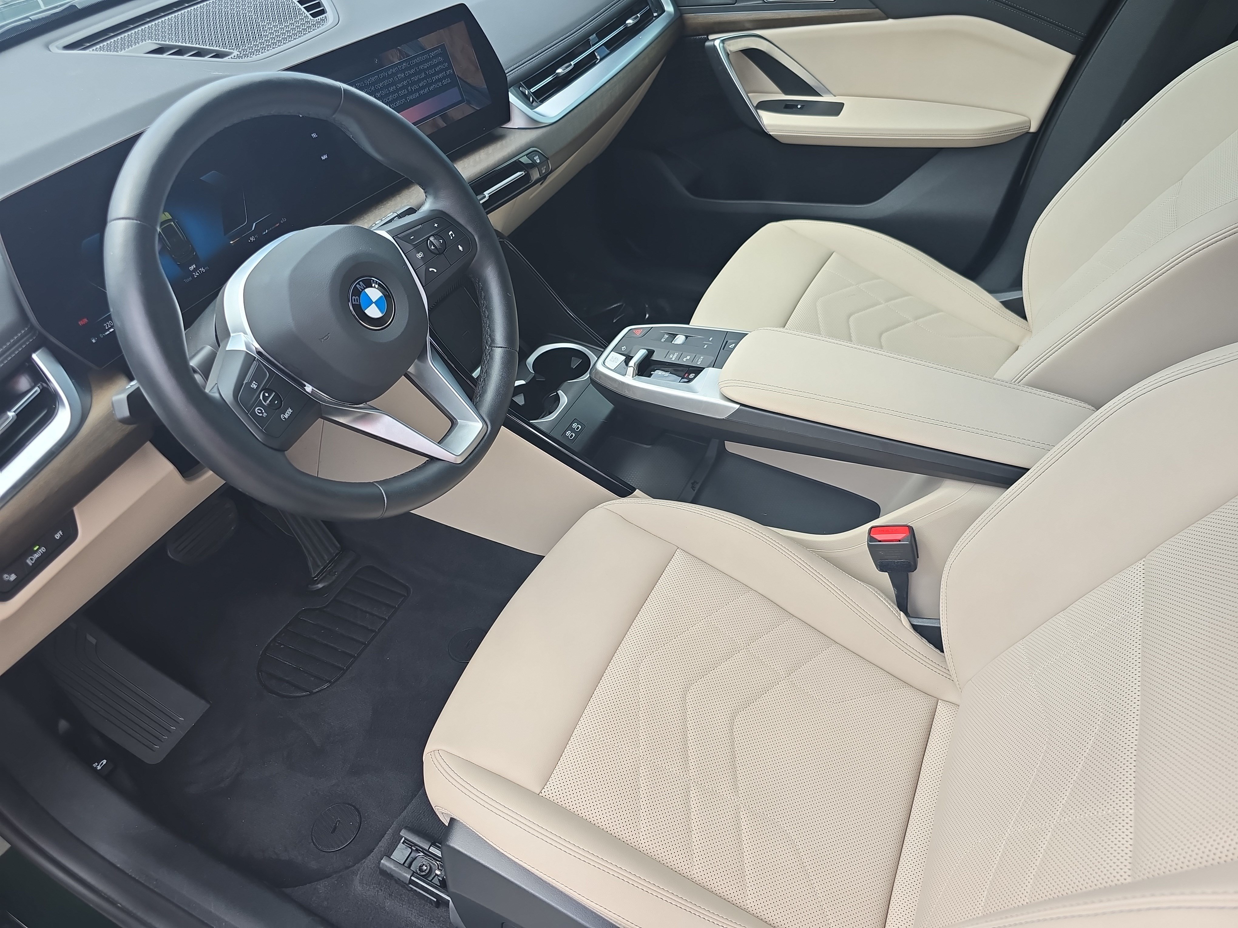 Used 2025 BMW X1 xDrive28i w/ Convenience Package AWD/4WD image 16