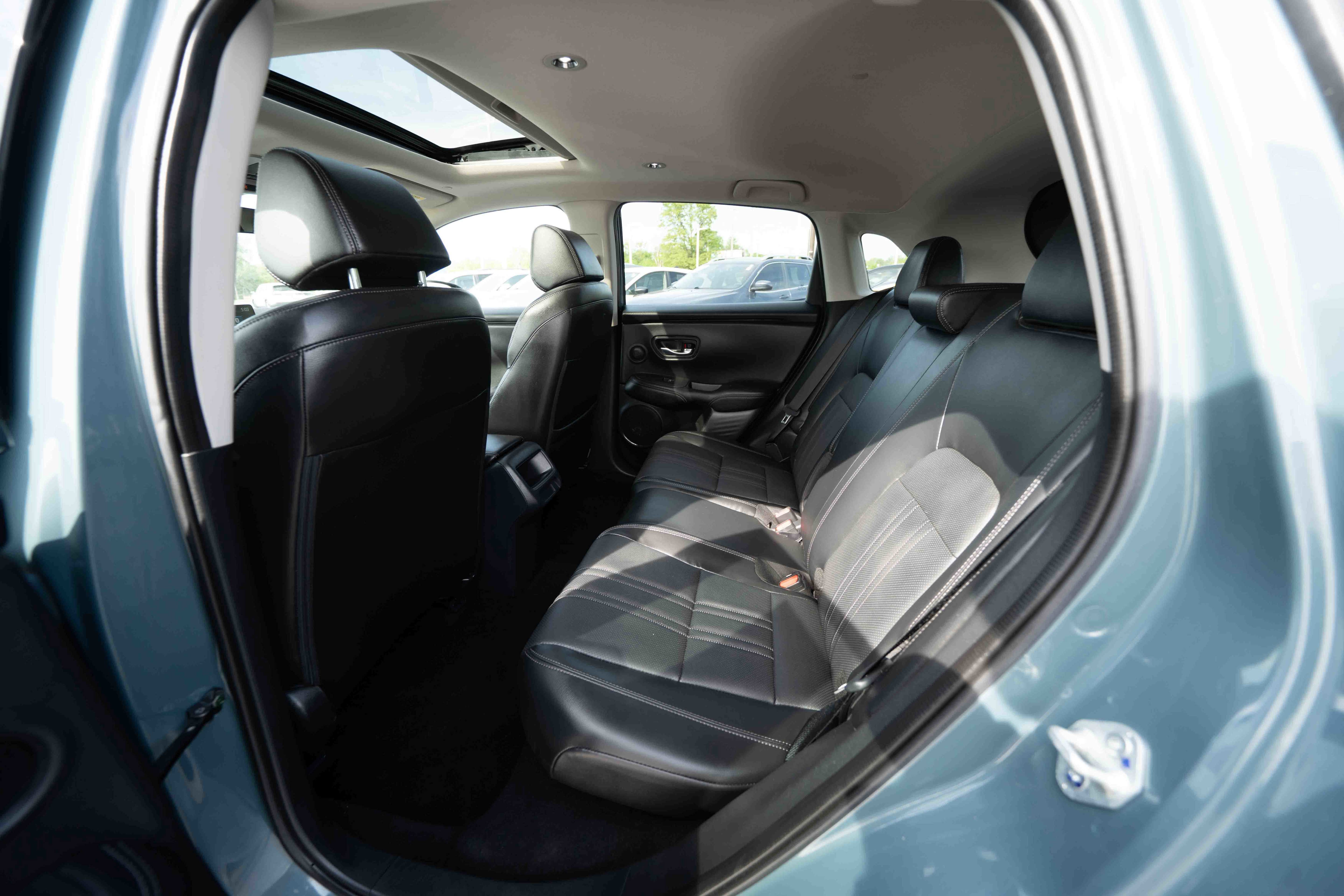 Used 2025 Honda HR-V EX-L image 23