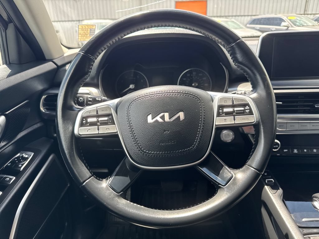 Used 2022 Kia Telluride S AWD/4WD image 14