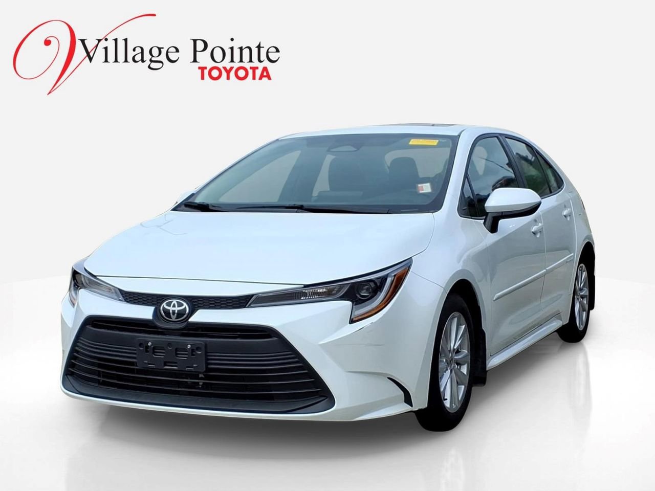 Used 2024 Toyota Corolla LE w/ LE Premium Package image 1