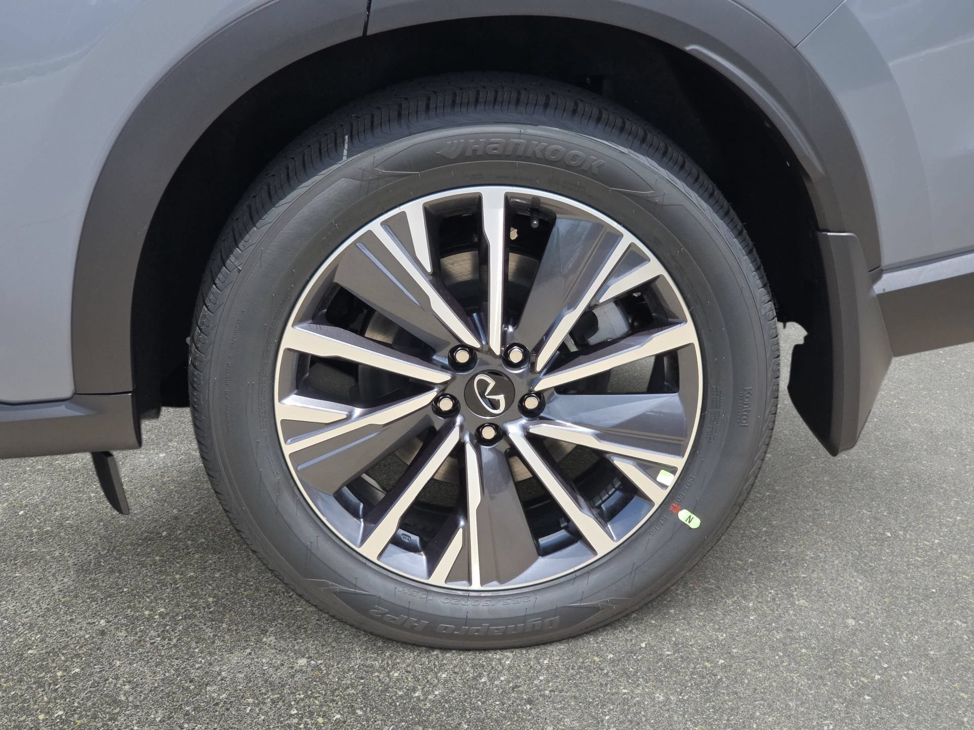 New 2027 INFINITI QX60 Luxe w/ Cargo Package FWD image 32