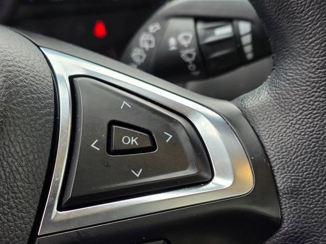 Used 2023 Ford Edge SEL w/ Convenience Package image 13