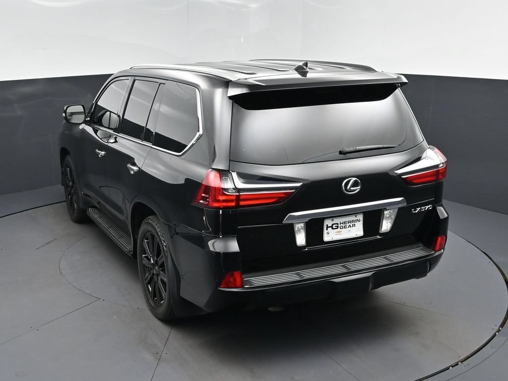 Used 2017 Lexus LX 570 4WD image 35