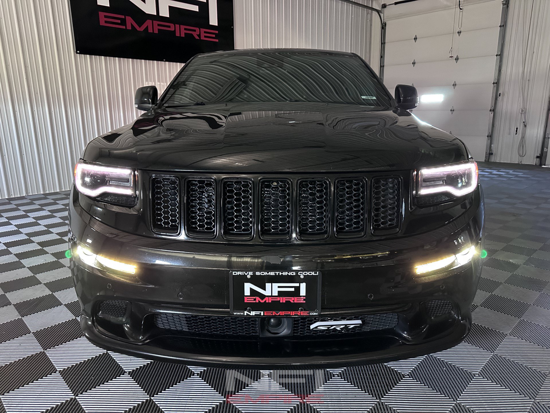 Used 2016 Jeep Grand Cherokee SRT AWD/4WD image 60