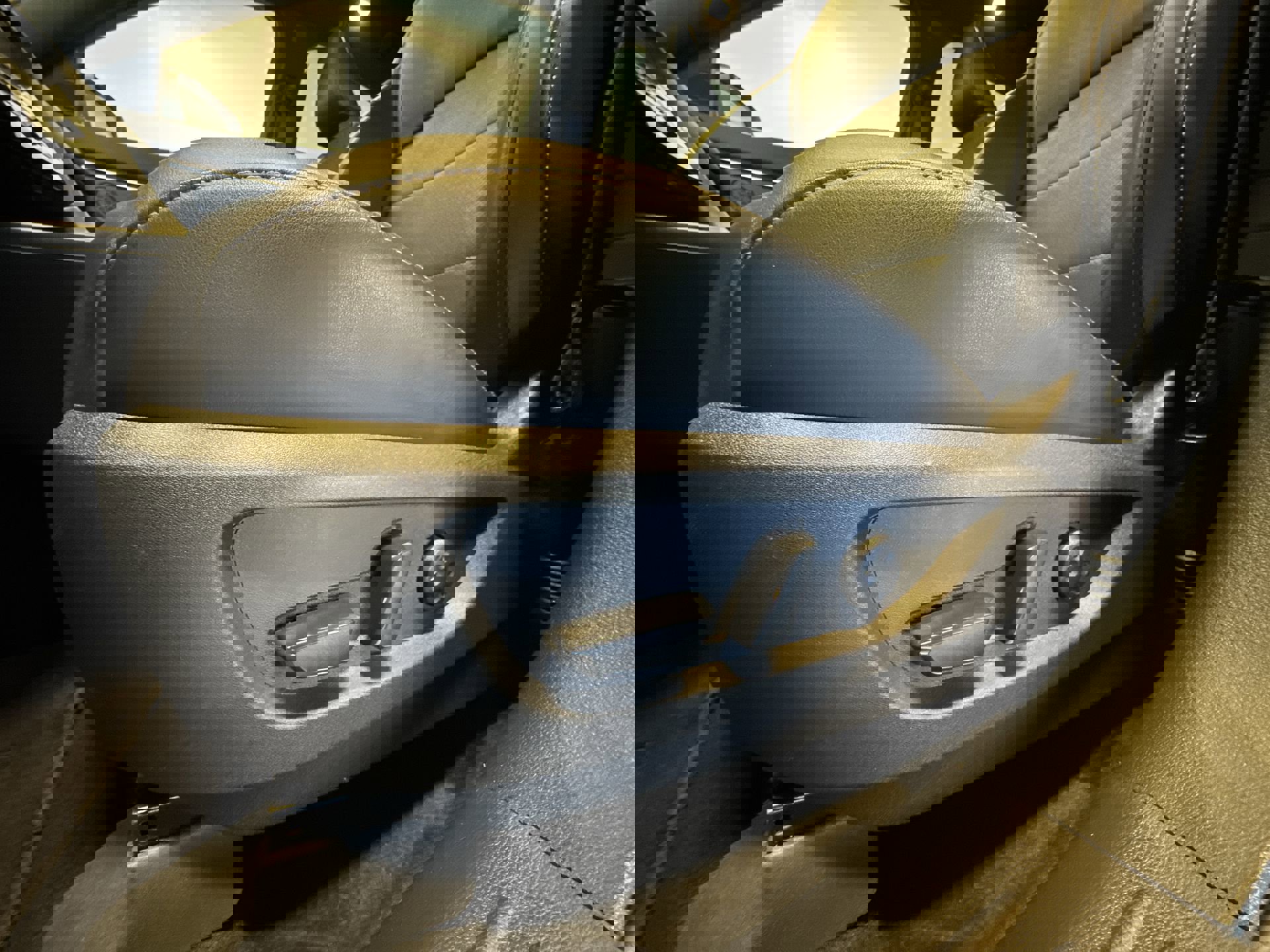 Certified 2025 INFINITI QX55 Luxe w/ Cargo Package image 11