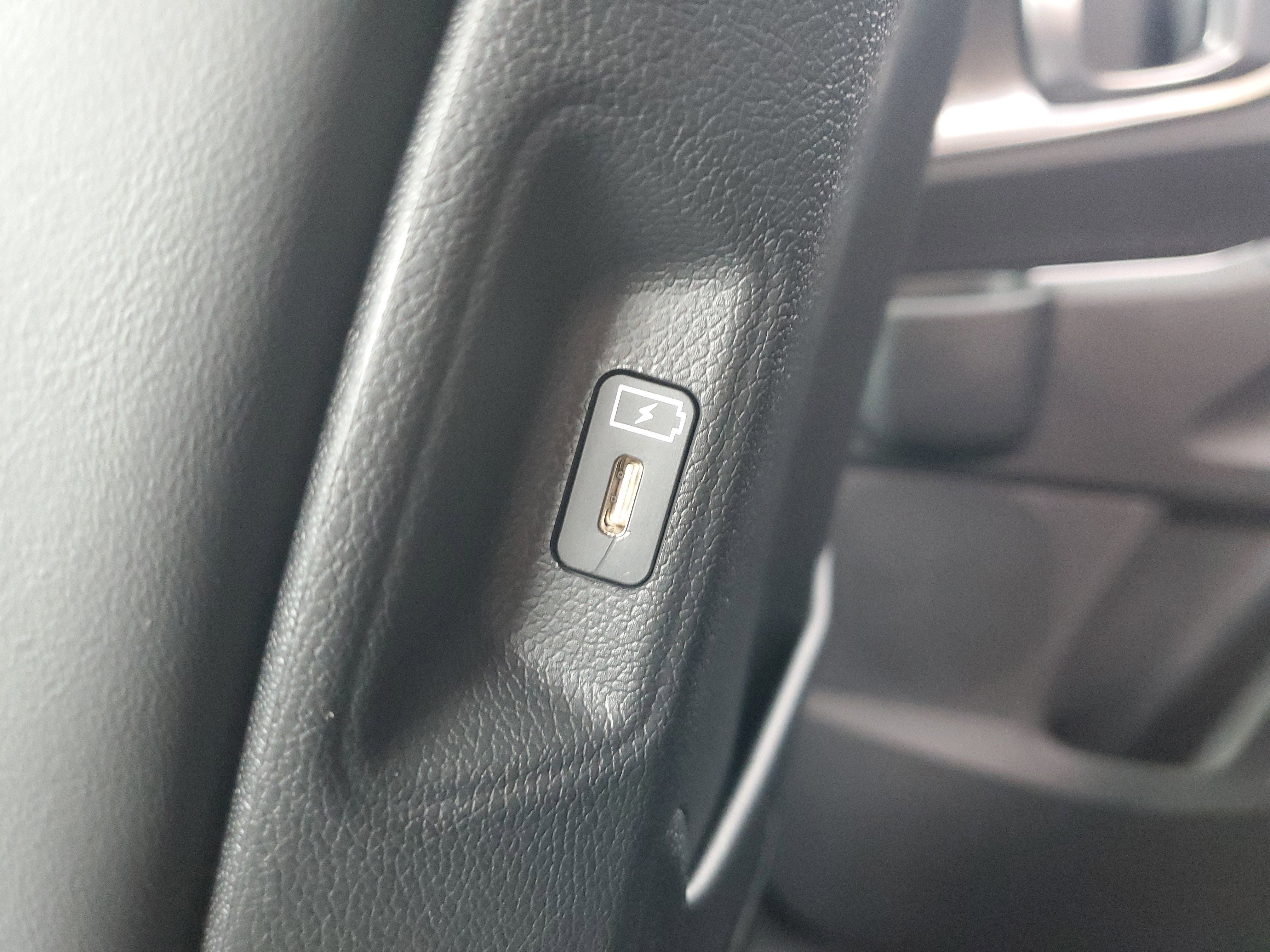 New 2026 Kia Sorento S w/ S Panoramic Sunroof Package image 14