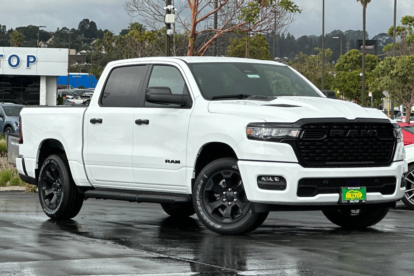 New 2026 RAM 1500 Express AWD/4WD image 2
