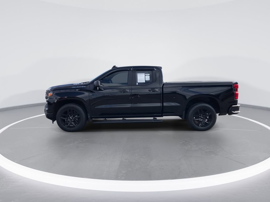 Used 2024 Chevrolet Silverado 1500 Custom image 5