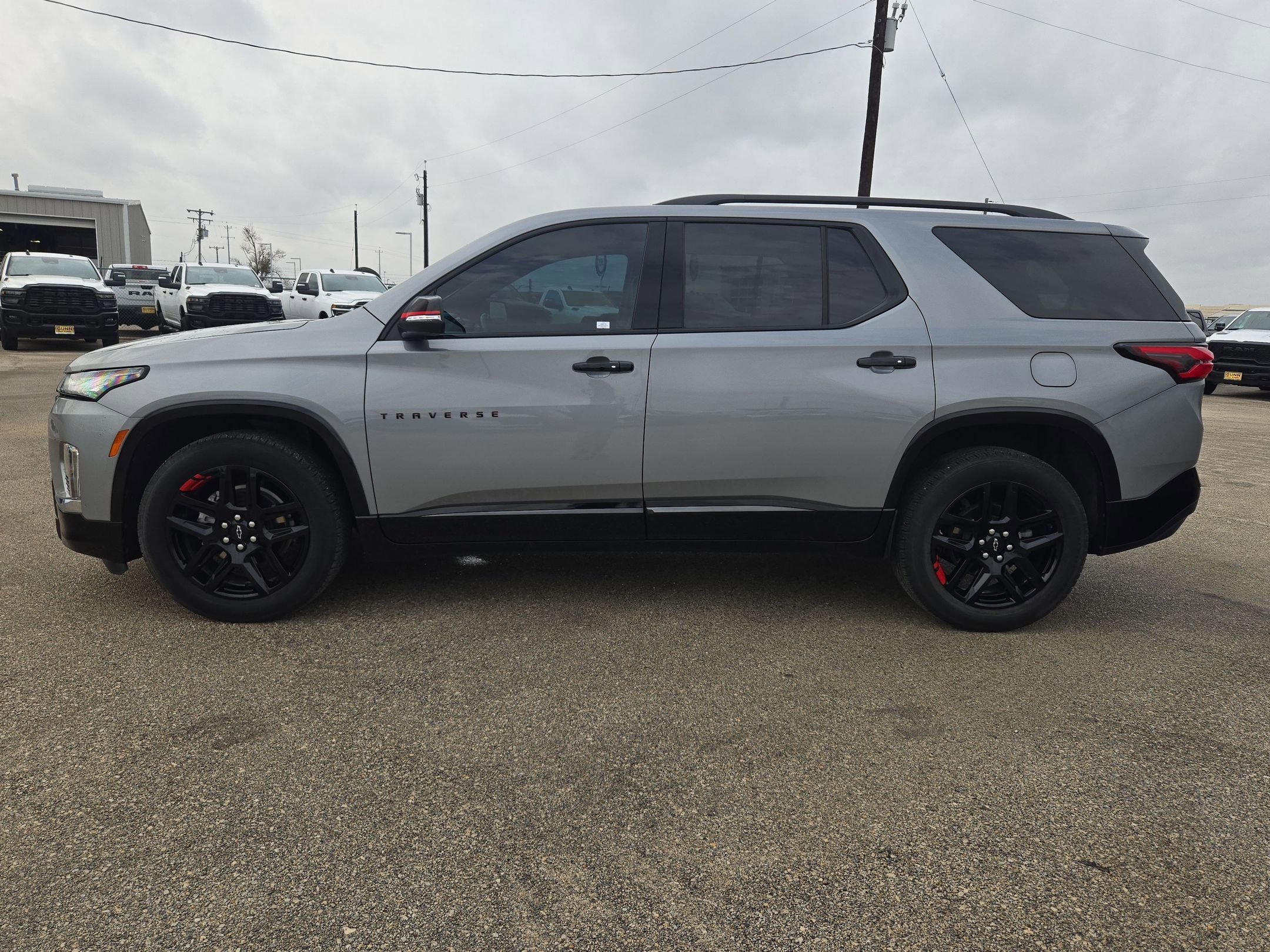 Used 2023 Chevrolet Traverse Premier w/ Redline Edition image 6