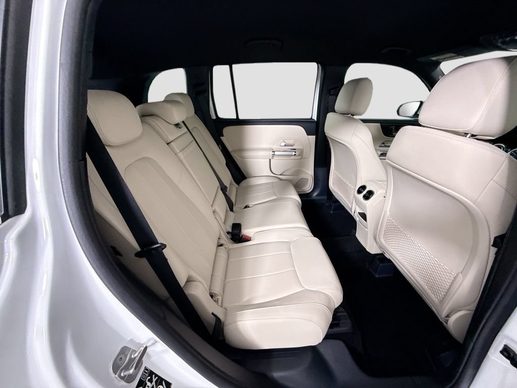 Certified 2025 Mercedes-Benz GLB 250 image 22
