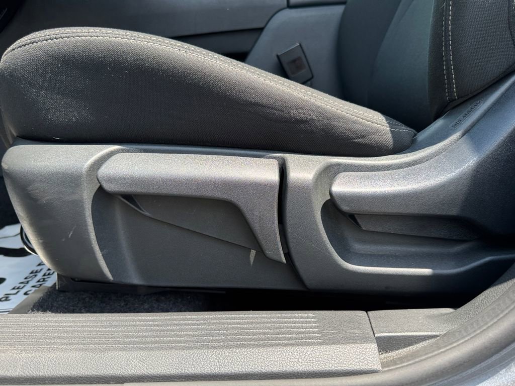 Used 2024 Nissan Rogue S FWD image 25