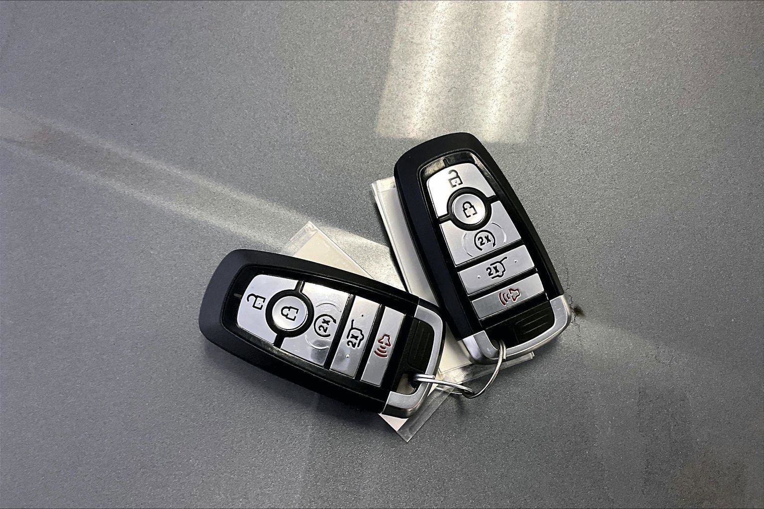 Used 2024 Ford Edge SEL w/ Convenience Package image 9