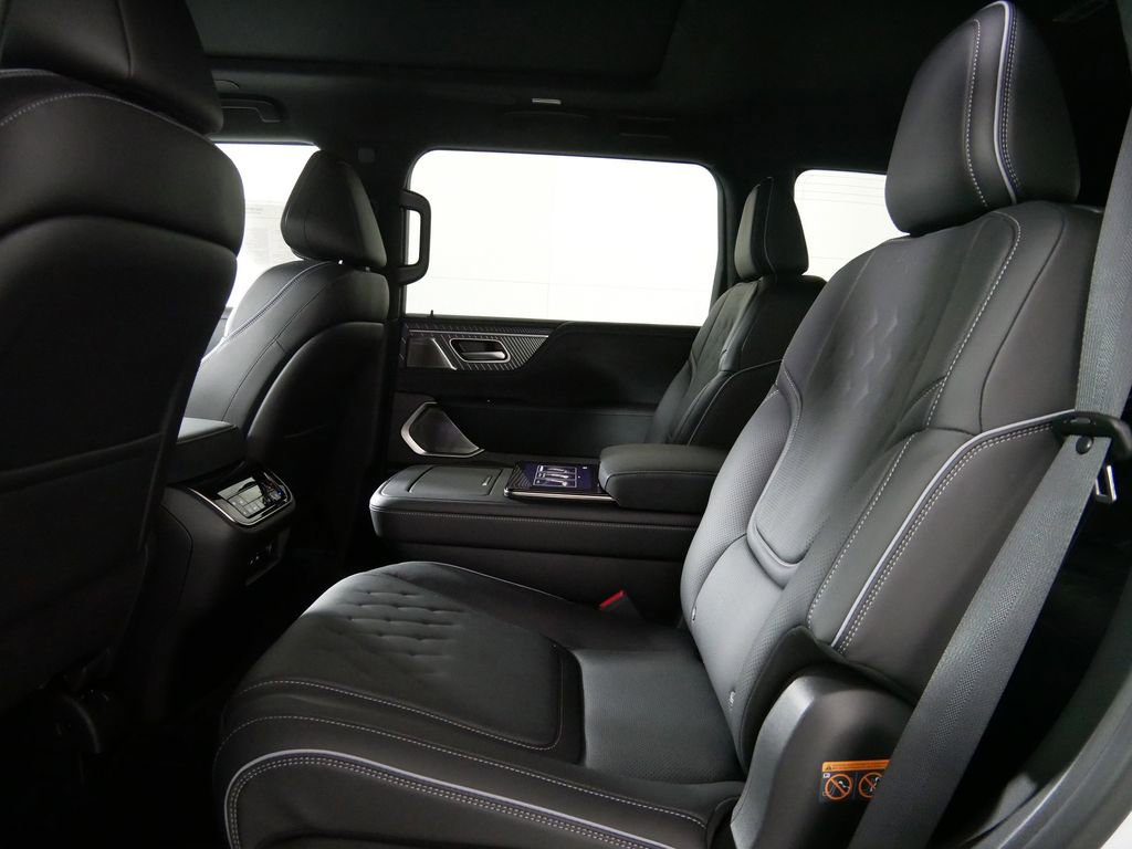 New 2026 INFINITI QX80 Autograph w/ Premium Cargo Package image 14