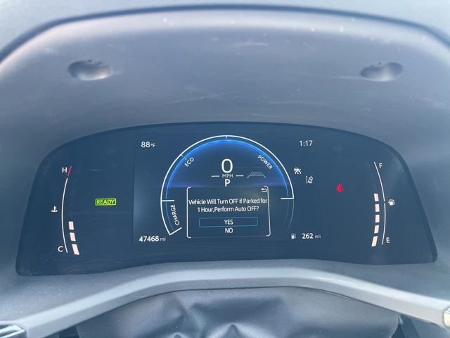 Used 2025 Toyota Camry SE FWD image 11
