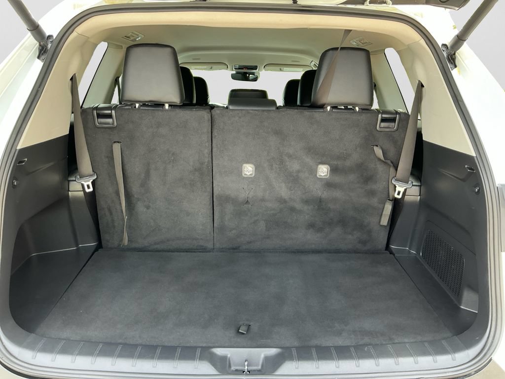 Used 2024 Toyota Grand Highlander AWD image 17