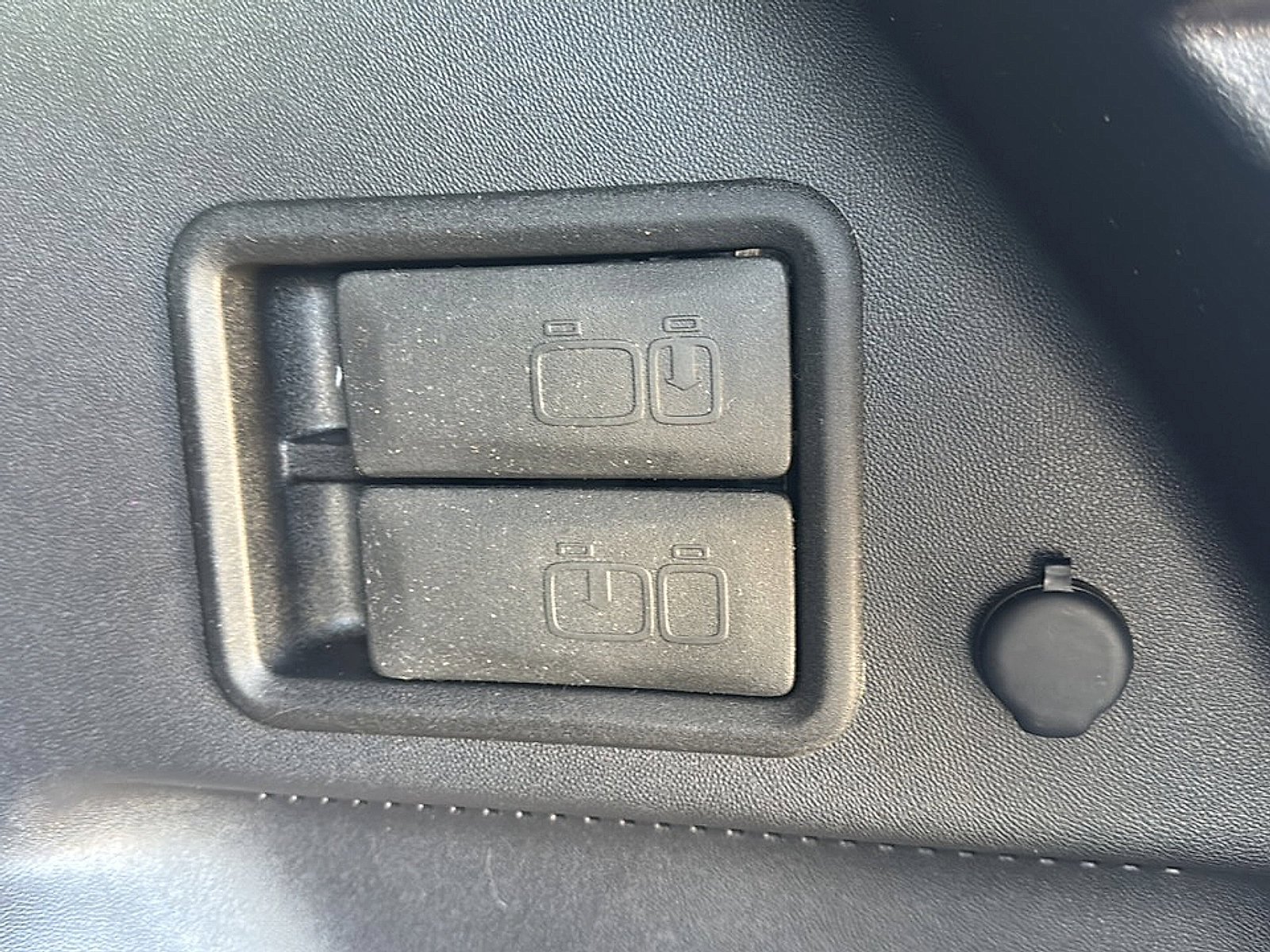 Used 2024 Chevrolet Equinox RS w/ LPO, Cargo Package FWD image 27