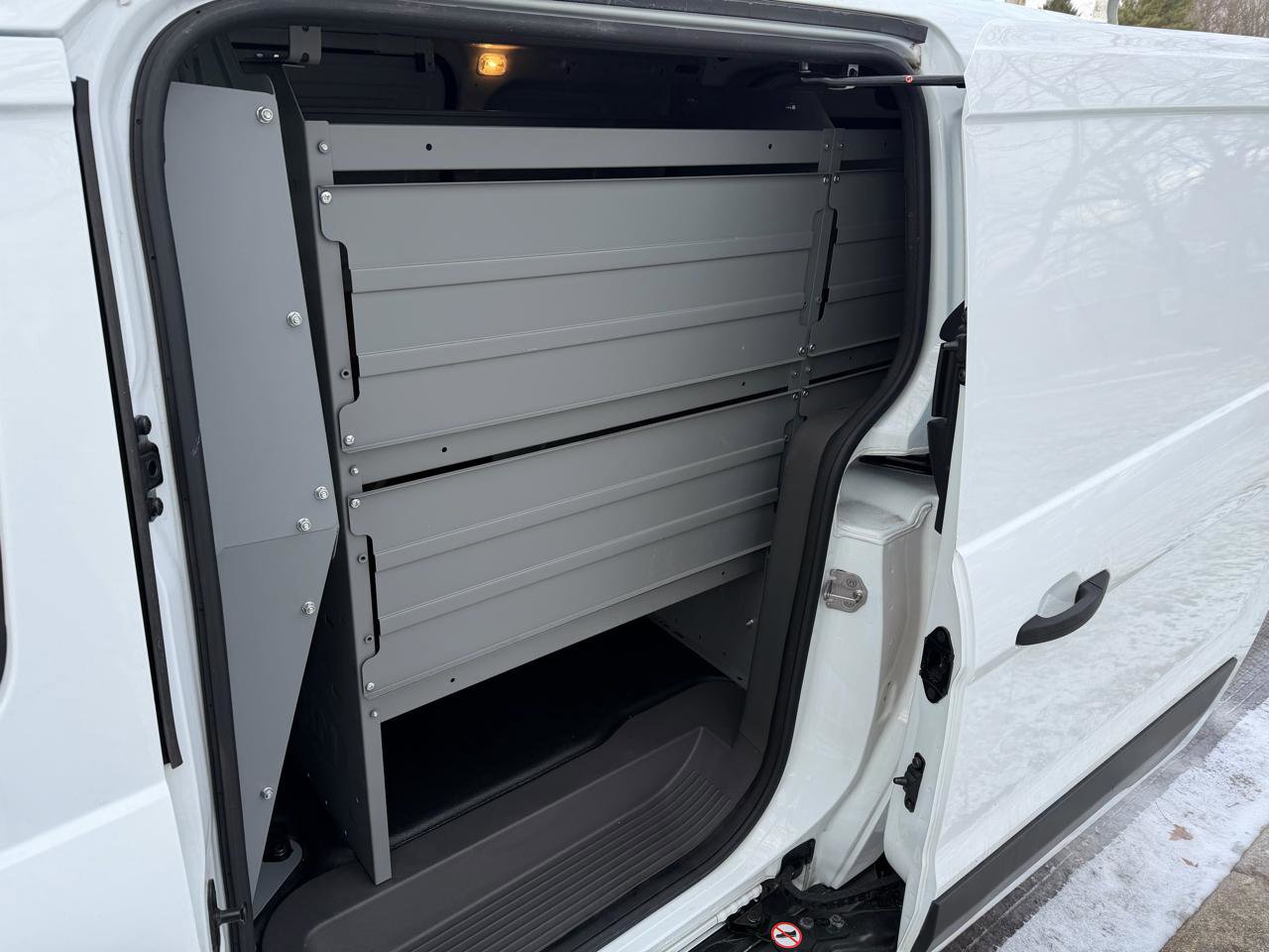 Used 2022 Ford Transit Connect XL image 23