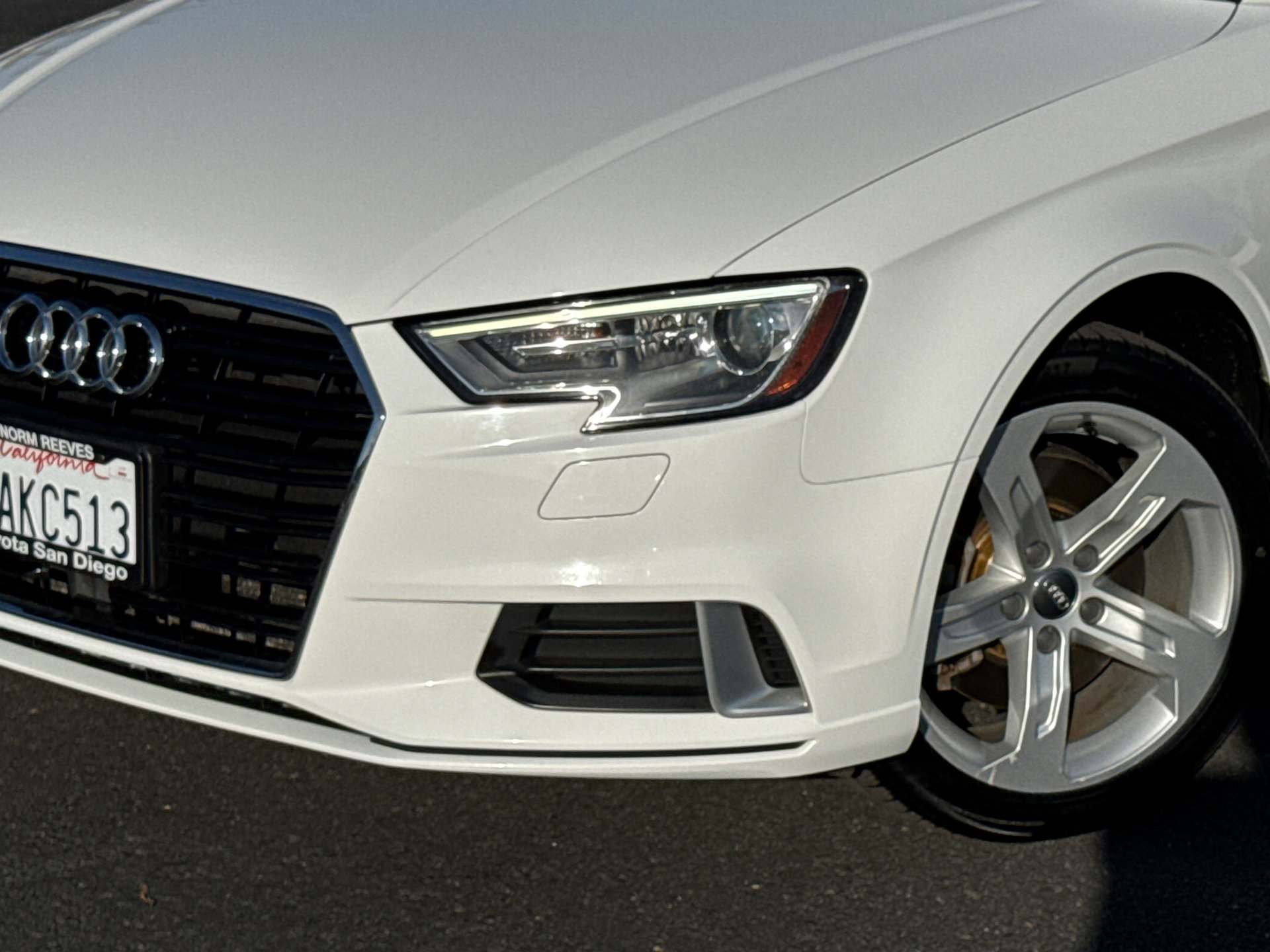 Used 2018 Audi A3 2.0T Premium image 3