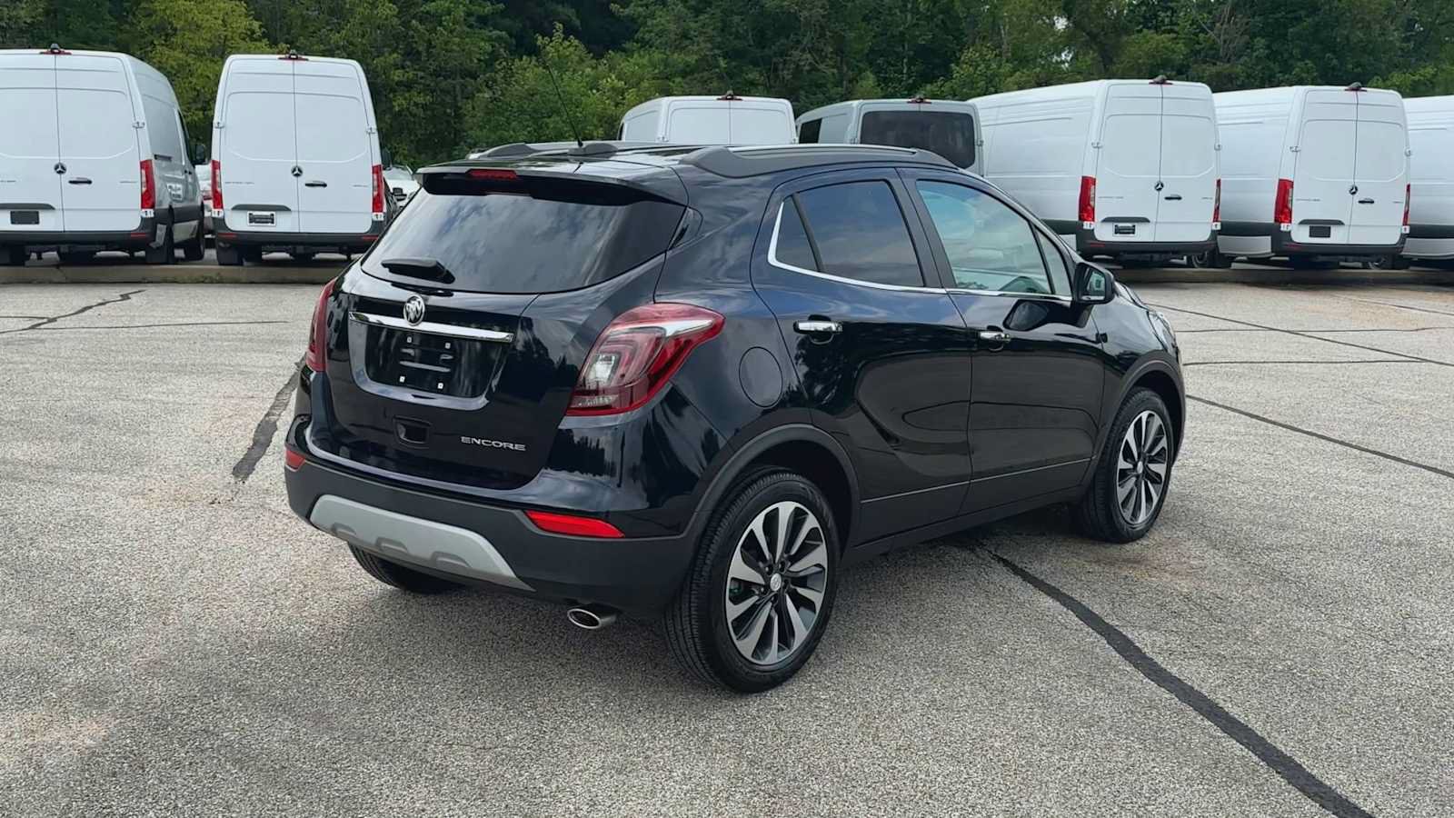 Certified 2021 Buick Encore Preferred w/ Safety Package FWD image 8