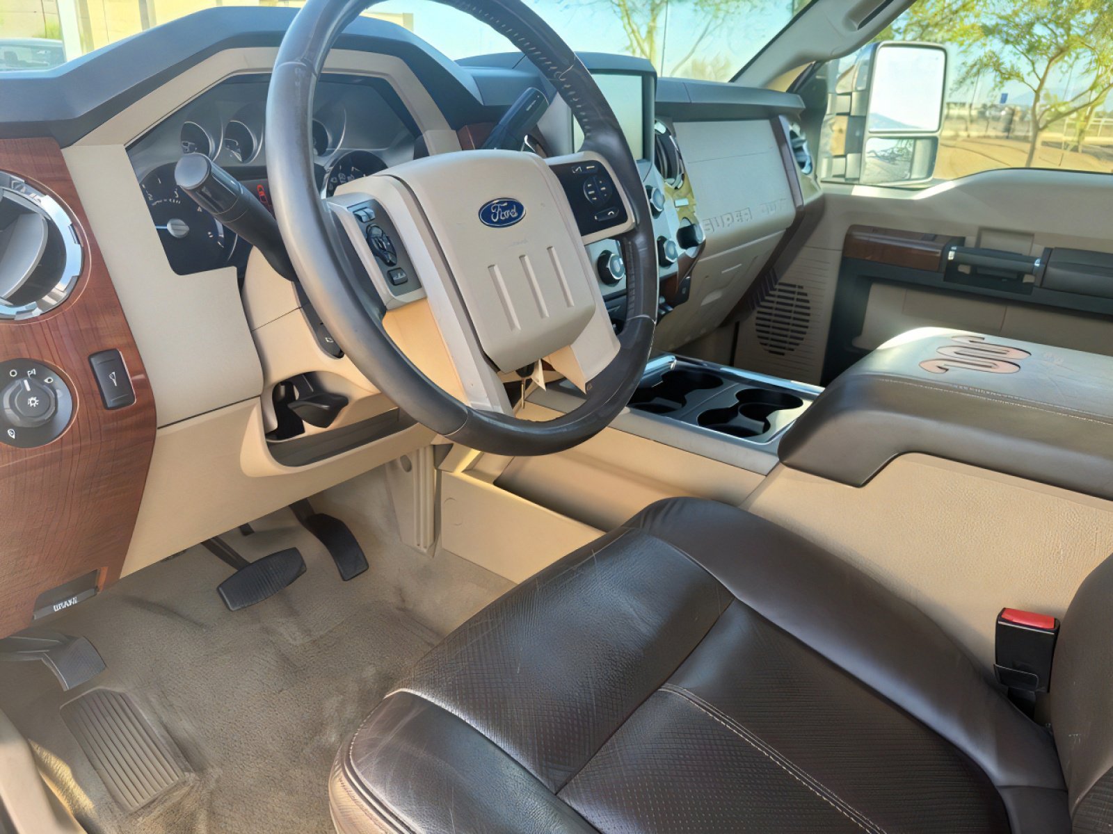 Used 2016 Ford F350 King Ranch w/ FX4 Off-Road Package AWD/4WD image 11