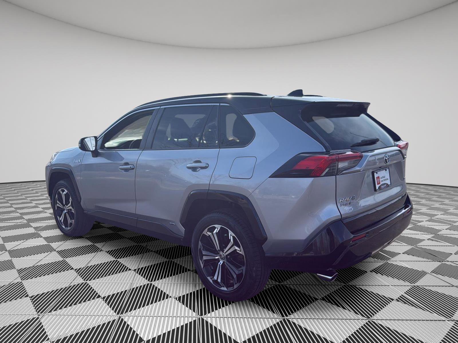 Used 2022 Toyota RAV4 XSE w/ Premium Package image 26