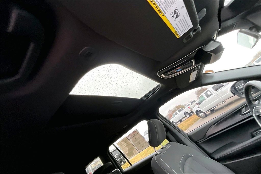 Used 2025 Jeep Grand Cherokee L Laredo w/ Luxury Tech Group I image 22