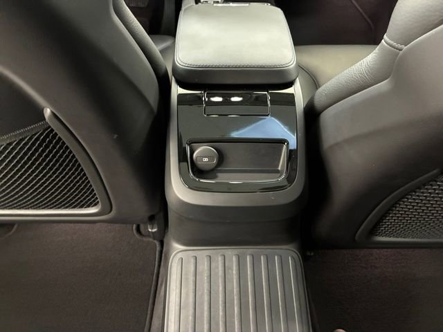 Used 2023 Volvo S60 T8 Plus image 19
