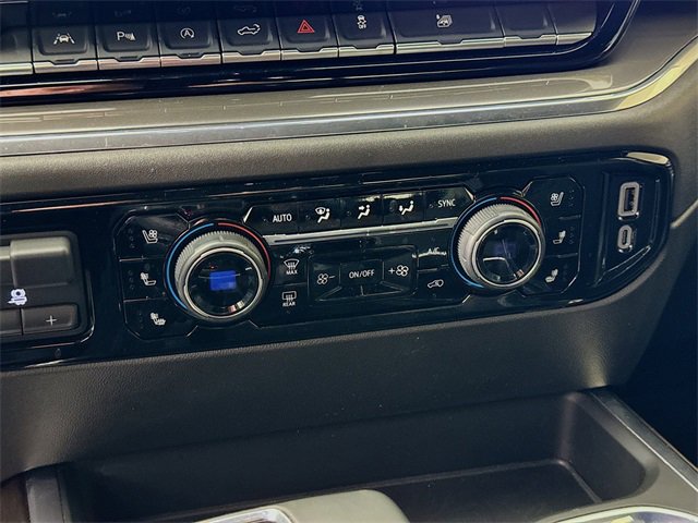 Used 2025 Chevrolet Silverado 1500 High Country w/ Technology Package image 17