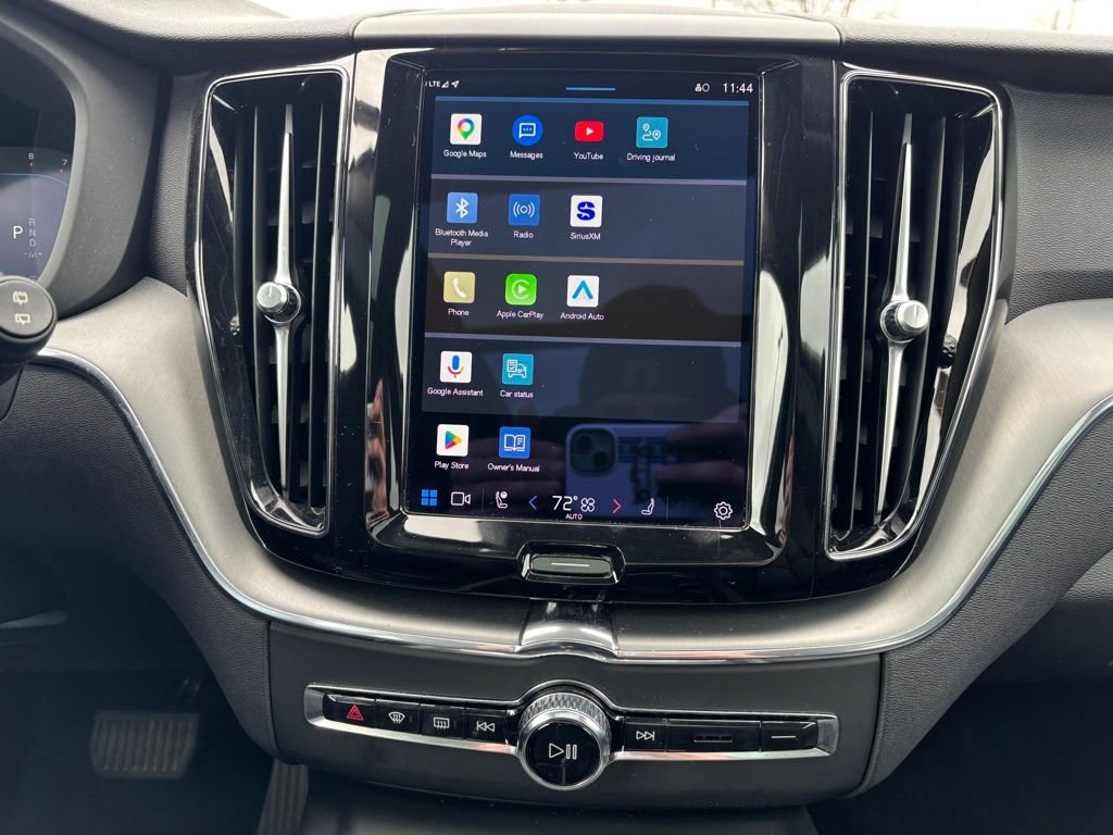 Used 2023 Volvo XC60 B5 Core w/ Climate Package image 10