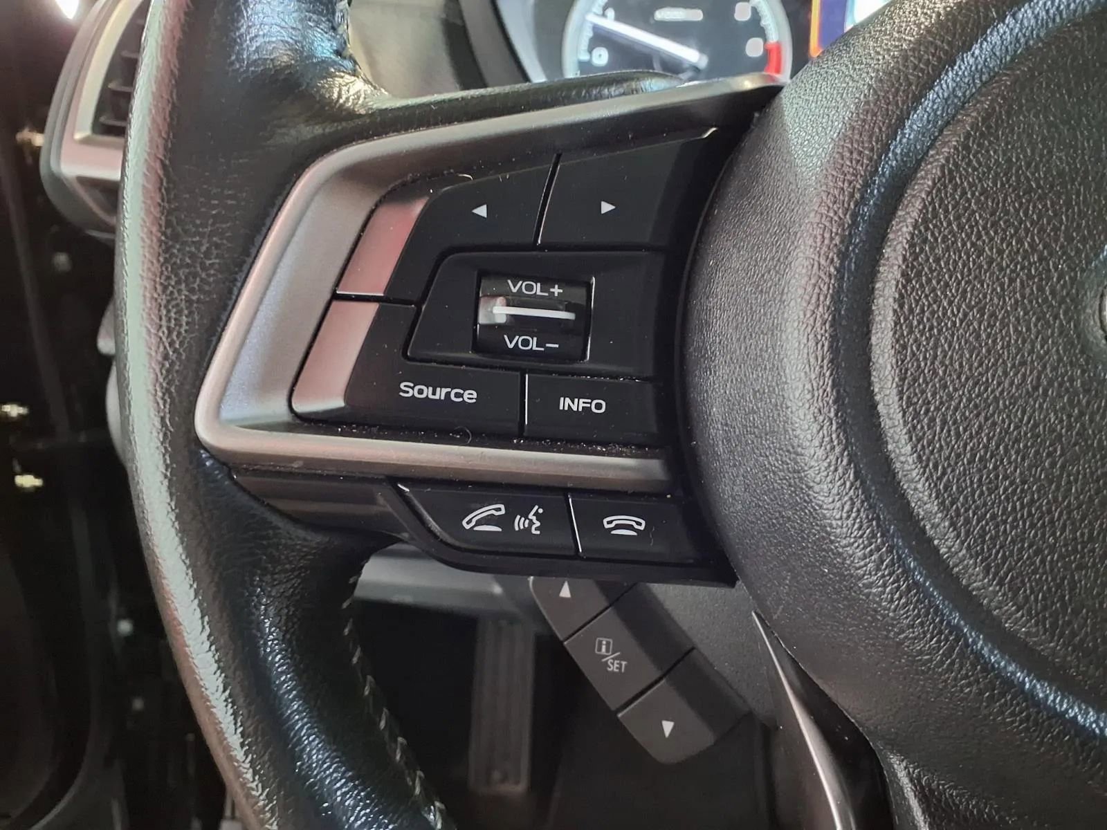 Used 2024 Subaru Forester Premium AWD/4WD image 29