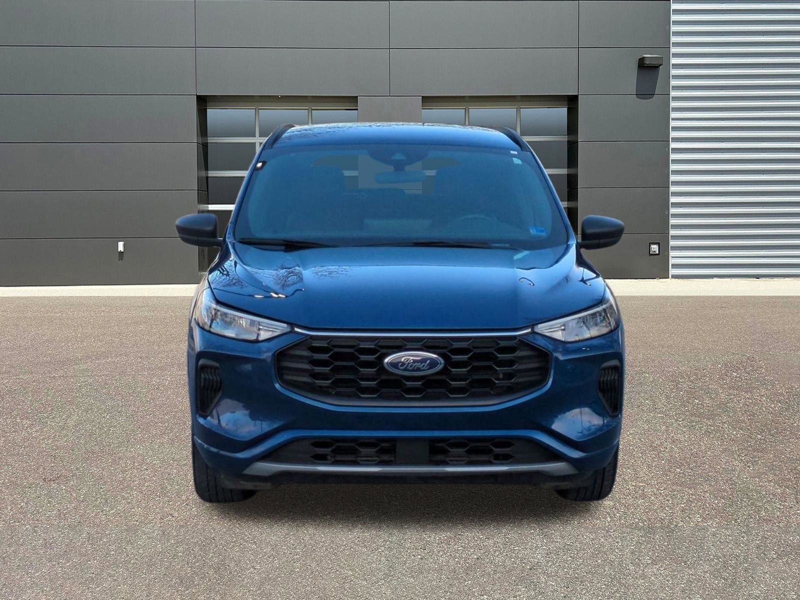 Used 2023 Ford Escape ST-Line w/ Tech Pack #1 image 2