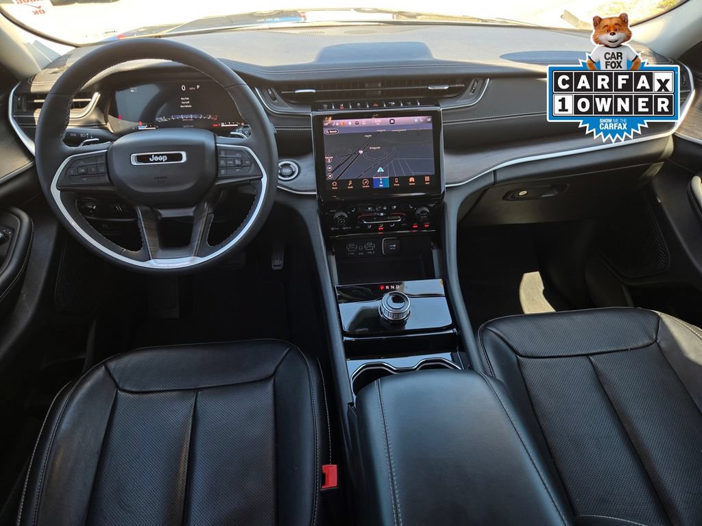 Used 2023 Jeep Grand Cherokee Limited w/ Luxury Tech Group II RWD image 10