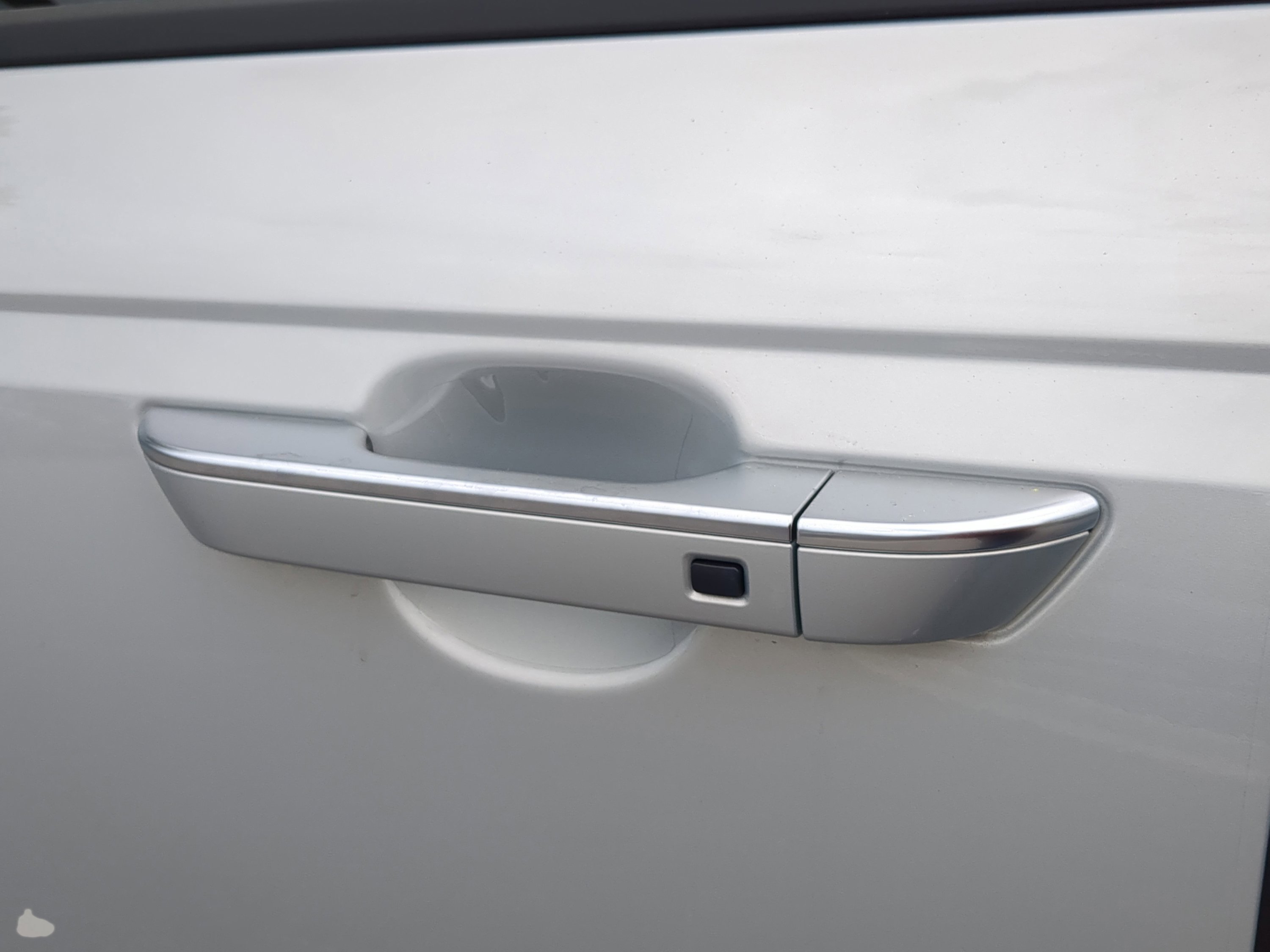 New 2026 Kia Carnival EX FWD image 35