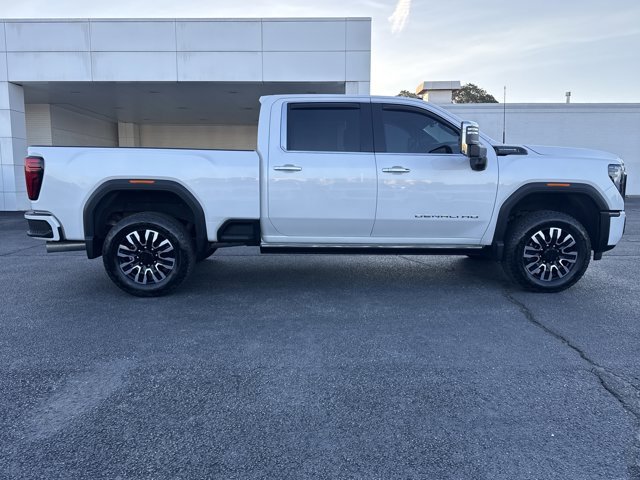 Used 2024 GMC Sierra 2500 Denali Ultimate AWD/4WD image 2