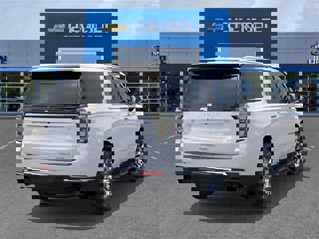New 2026 Chevrolet Suburban Premier image 4