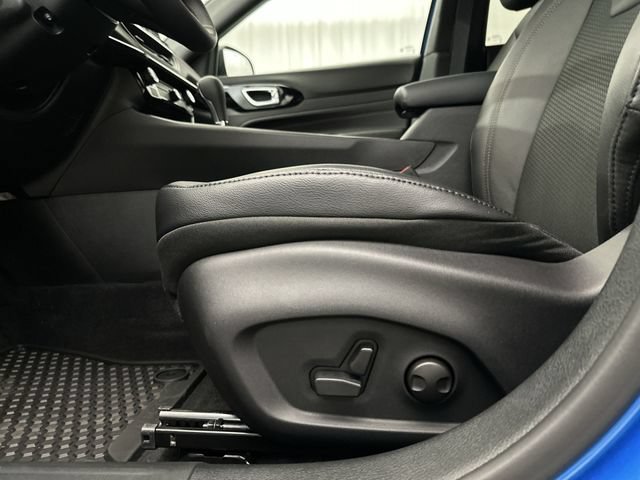 New 2026 Jeep Compass Trailhawk AWD/4WD image 16