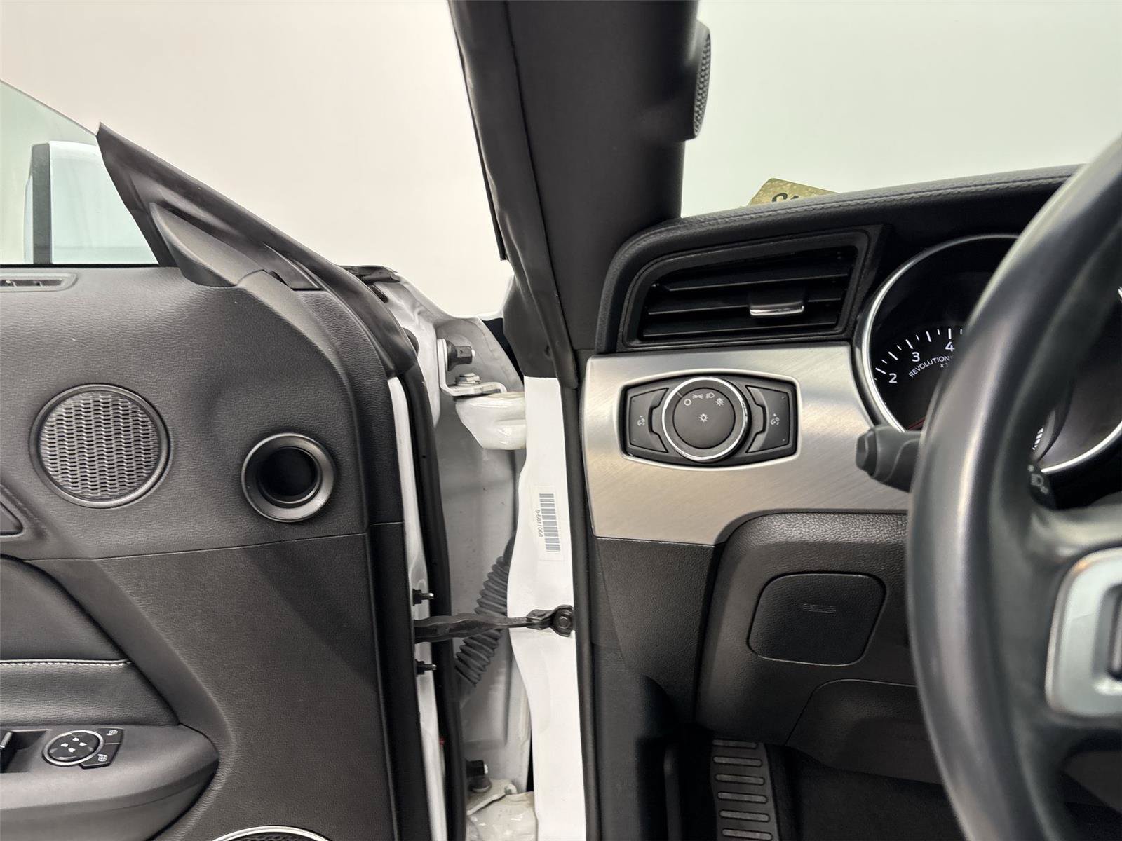 Used 2023 Ford Mustang Premium RWD image 31