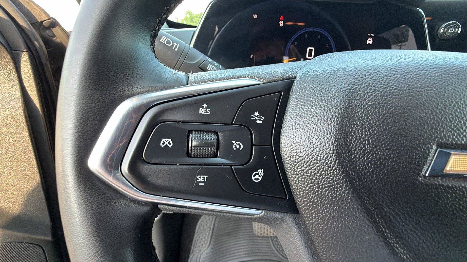 Used 2024 Chevrolet Trax LT w/ Driver Confidence Package FWD image 25