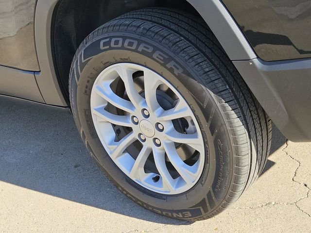 Used 2022 Jeep Cherokee Latitude Lux image 11