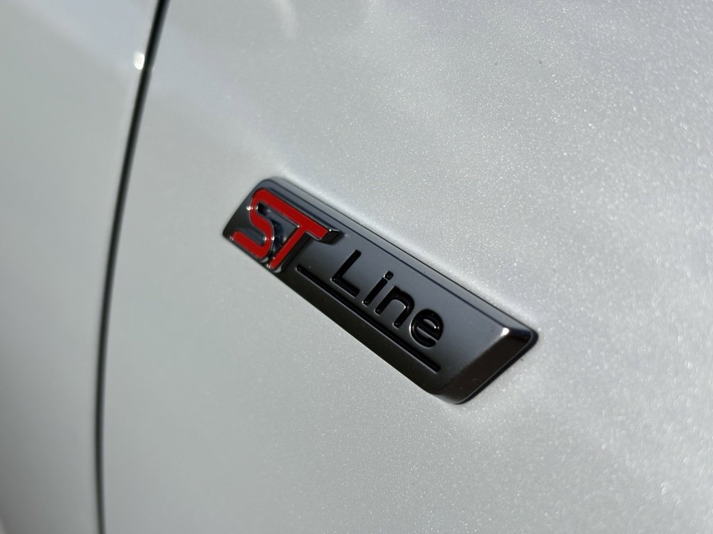 New 2026 Ford Escape ST-Line w/ Cold Weather Package image 10
