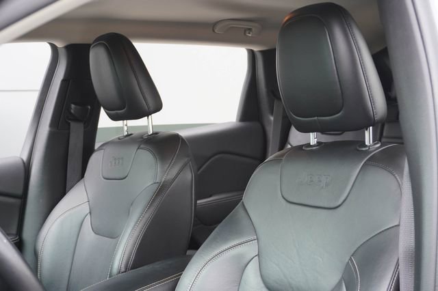 Used 2015 Jeep Cherokee Limited image 10