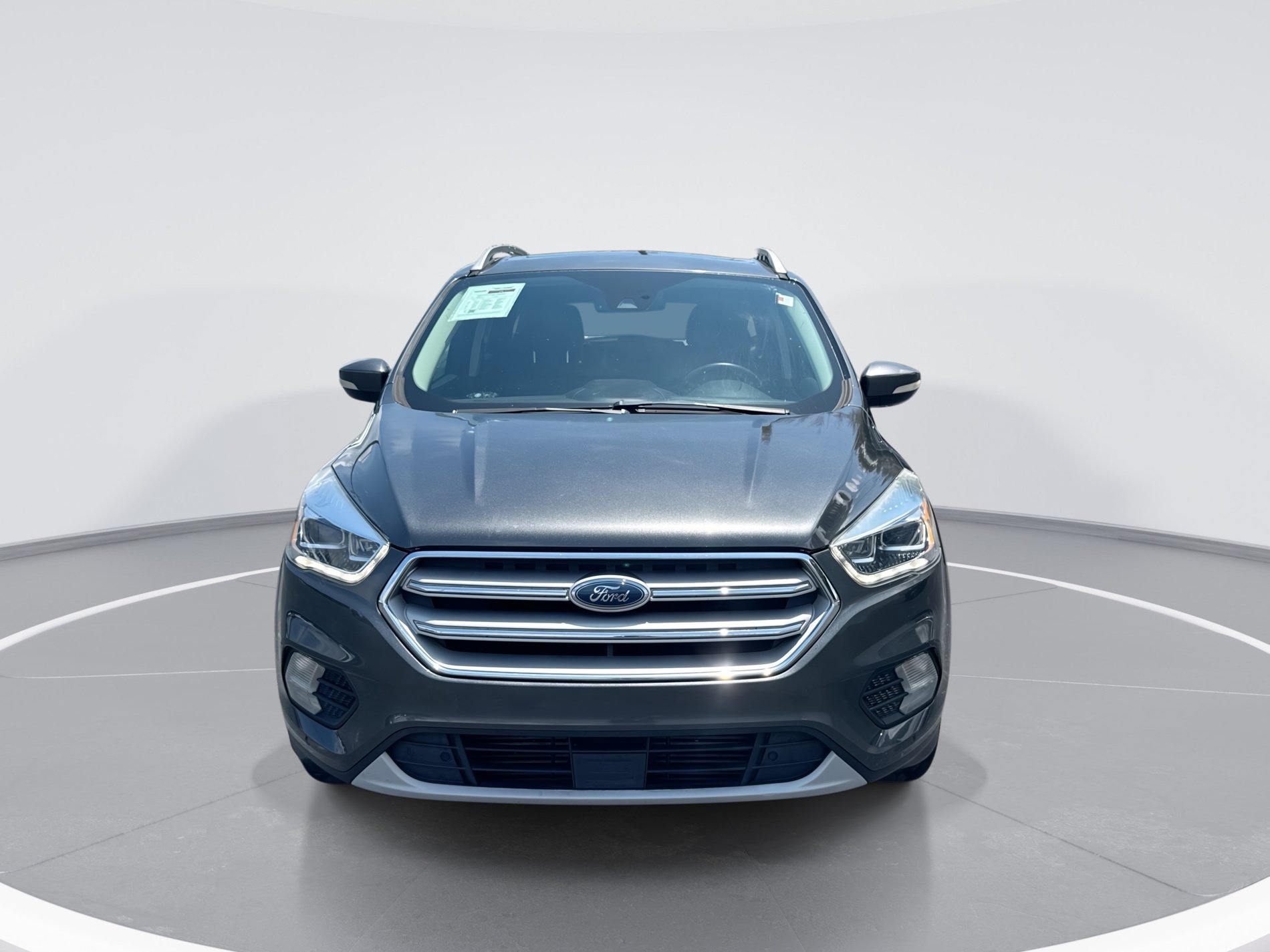 Used 2019 Ford Escape Titanium FWD image 9