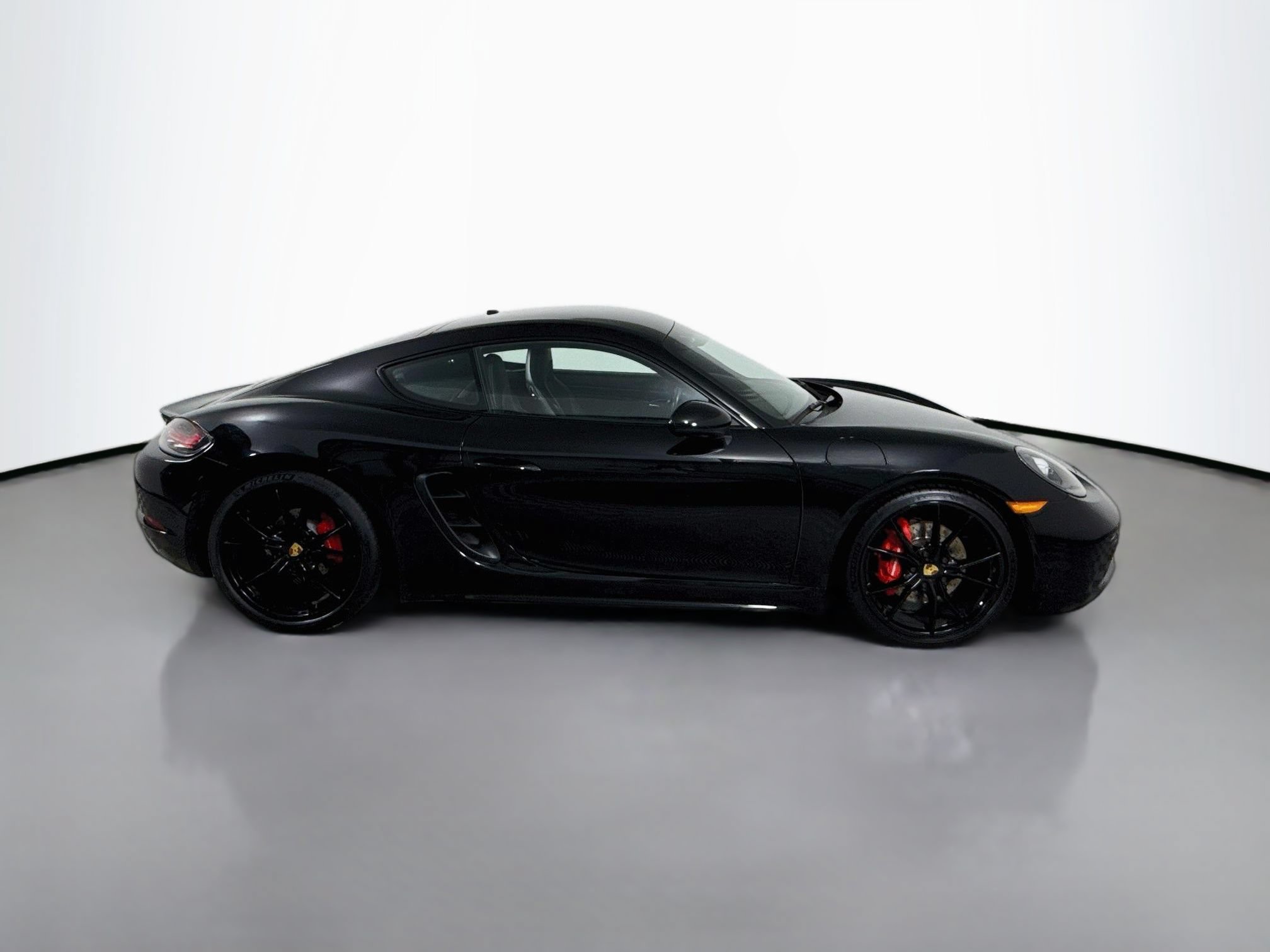 Certified 2018 Porsche 718 Cayman RWD image 8
