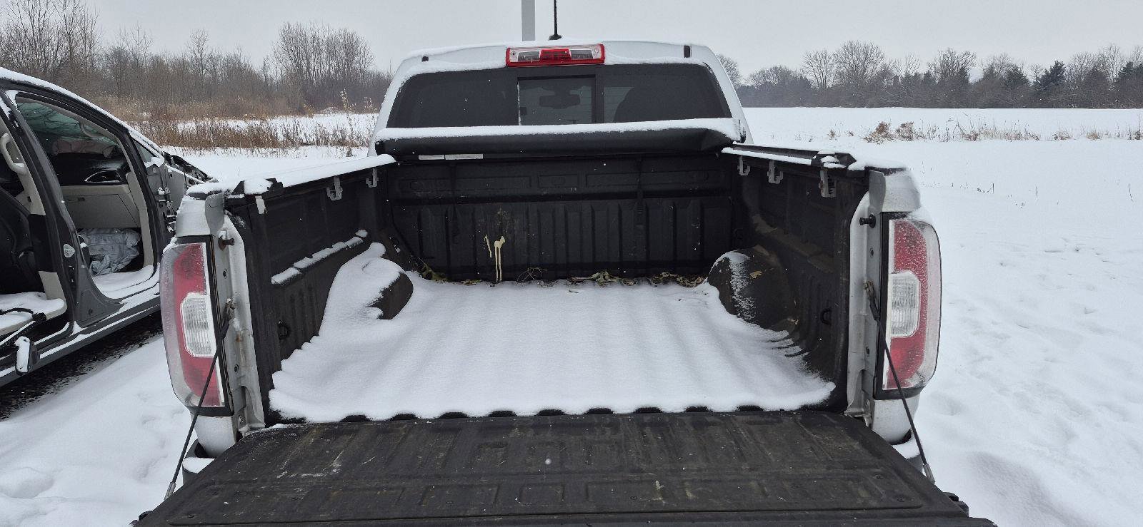 Used 2016 GMC Canyon SLT image 5