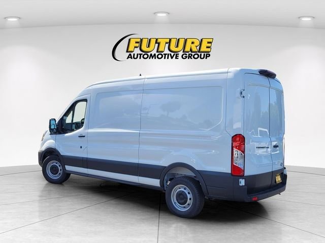 New 2026 Ford Transit 250 148 Medium Roof w/ Load Area Protection Package RWD image 5