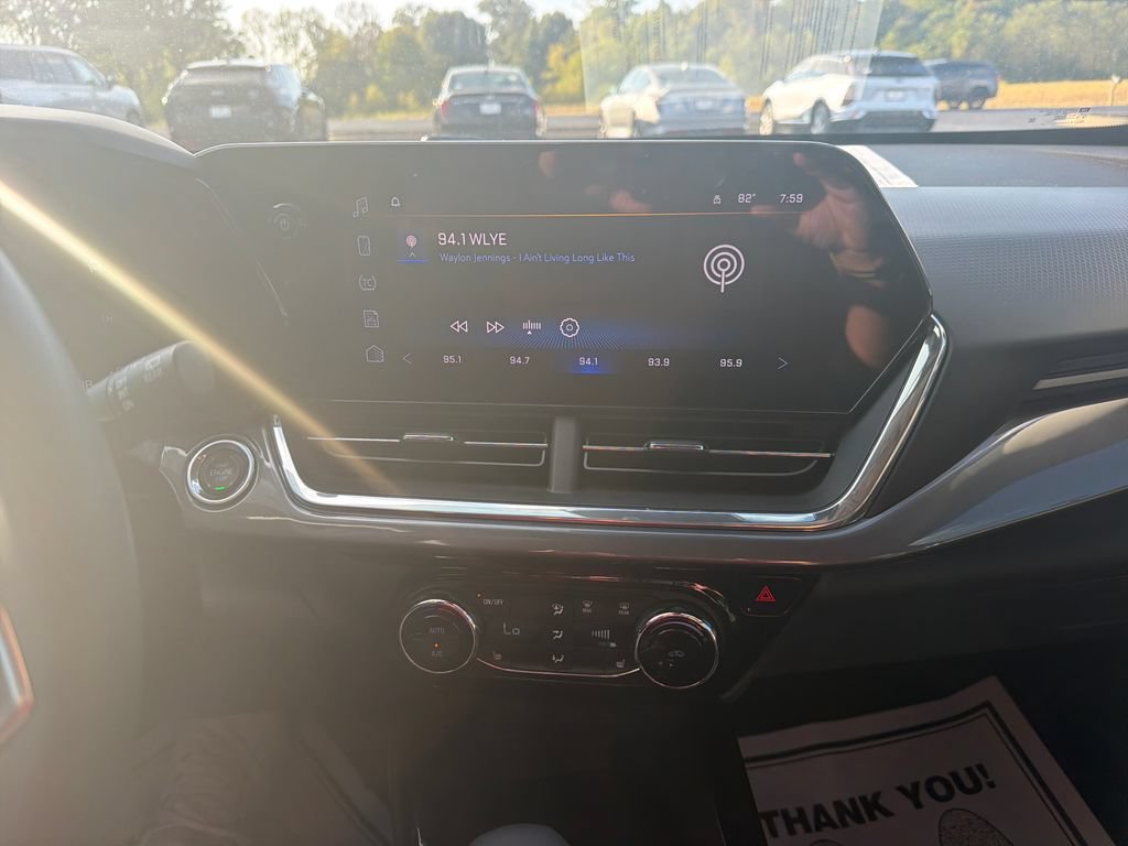 Used 2025 Chevrolet Trax ACTIV FWD image 19